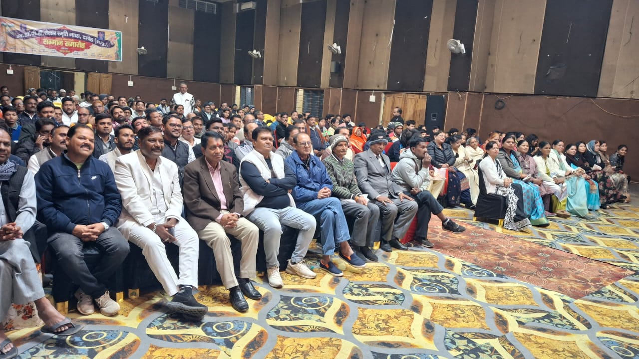 संकट में वस्तु और व्यक्ति ही काम आते हैं धन नहीं-मंत्री प्रहलाद सिंह पटेल संकट में वस्तु और व्यक्ति ही काम आते हैं धन नहीं-मंत्री प्रहलाद सिंह पटेल