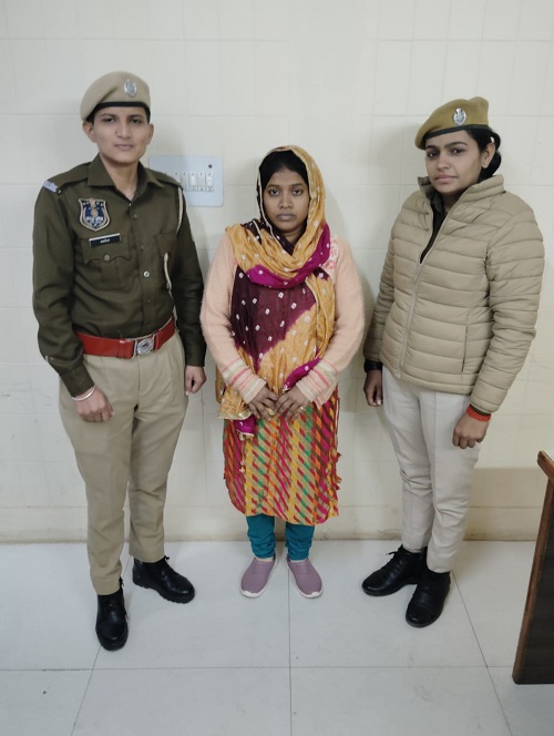 जेल से बाहर आई बांग्लादेशी महिला डिटेन कर डिटेंशन सेंटर कैंप में पहुंचाया जेल से बाहर आई बांग्लादेशी महिला डिटेन कर डिटेंशन सेंटर कैंप में पहुंचाया