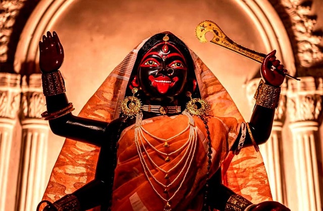 सुकिया स्ट्रीट स्थित श्यामसुंदरी मंदिर