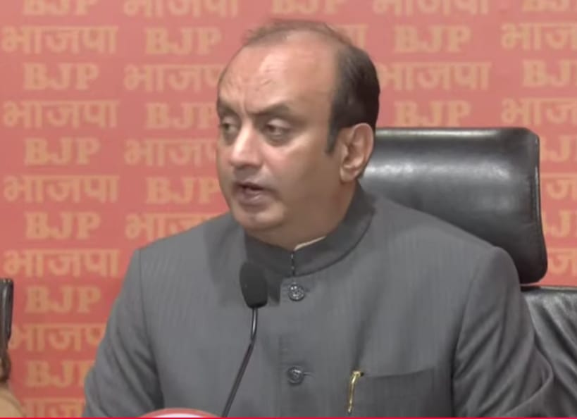 भाजपा प्रवक्ता डॉ. सुधांशु त्रिवेदी प्रेस वार्ता को संबोधित करते हुए भाजपा प्रवक्ता डॉ. सुधांशु त्रिवेदी प्रेस वार्ता को संबोधित करते हुए