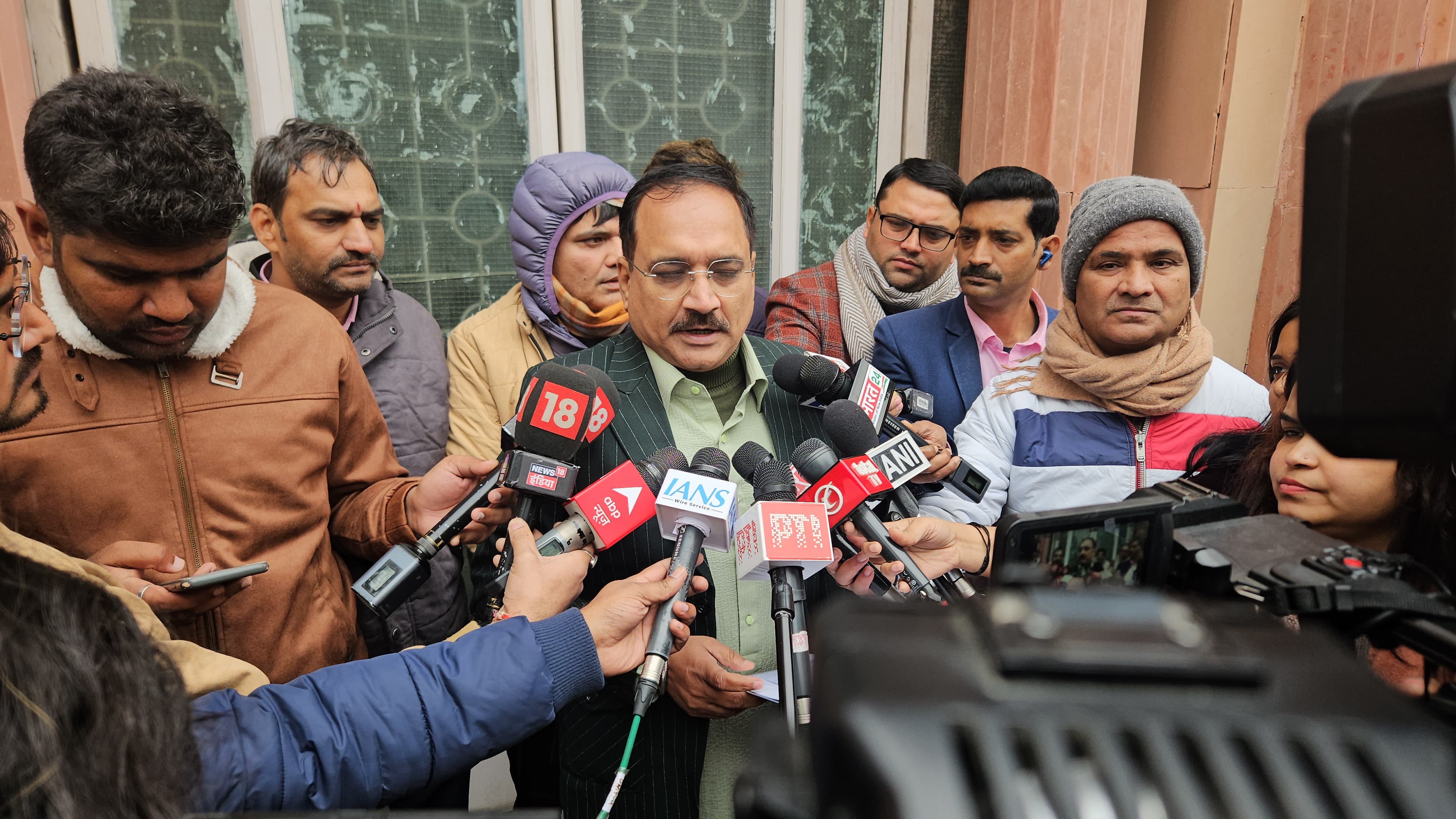 दिल्ली प्रदेश अध्यक्ष वीरेंद्र सचदेवा का केजरीवाल को पत्र दिल्ली प्रदेश अध्यक्ष वीरेंद्र सचदेवा का केजरीवाल को पत्र