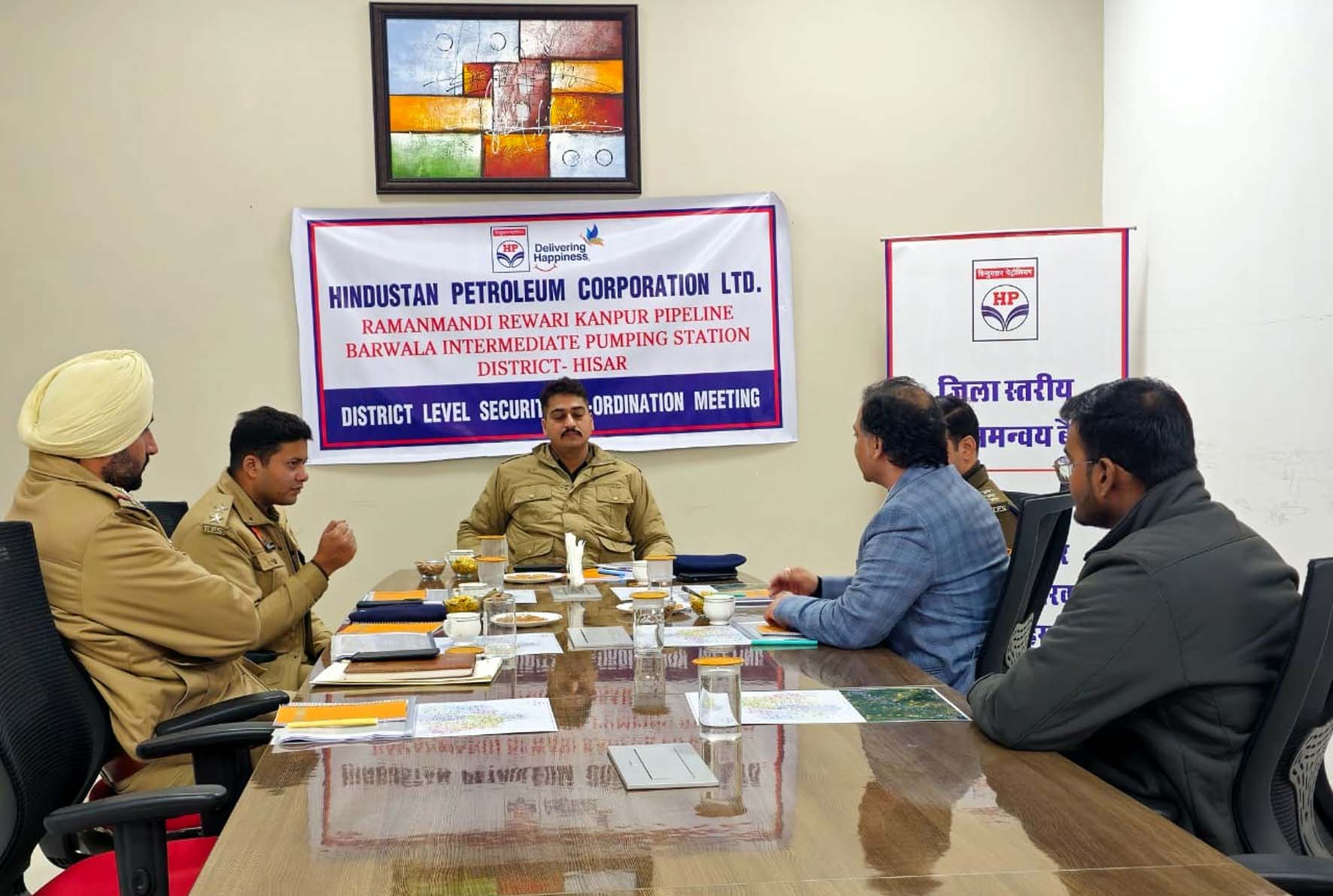 बैठक की अध्यक्षता करते सहायक पुलिस अधीक्षक डॉ. राजेश कुमार मोहन। बैठक की अध्यक्षता करते सहायक पुलिस अधीक्षक डॉ. राजेश कुमार मोहन।