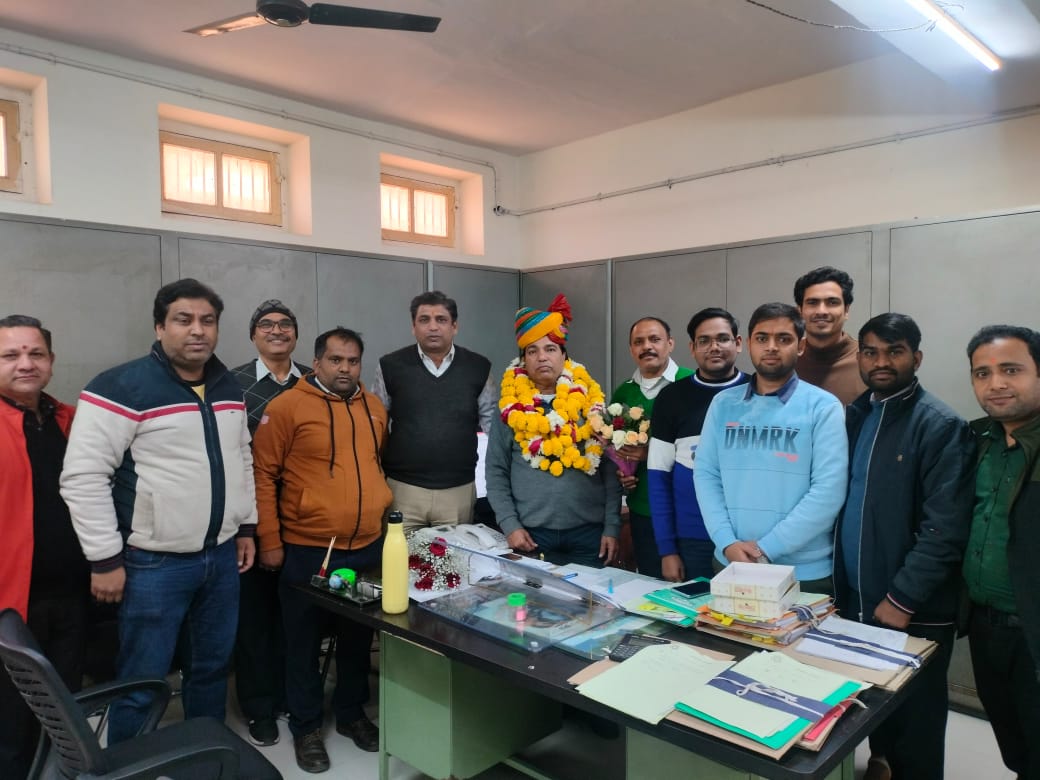 मोहन लाल मीणा प्रशासनिक अधिकारी पद पर पदोन्नत मोहन लाल मीणा प्रशासनिक अधिकारी पद पर पदोन्नत