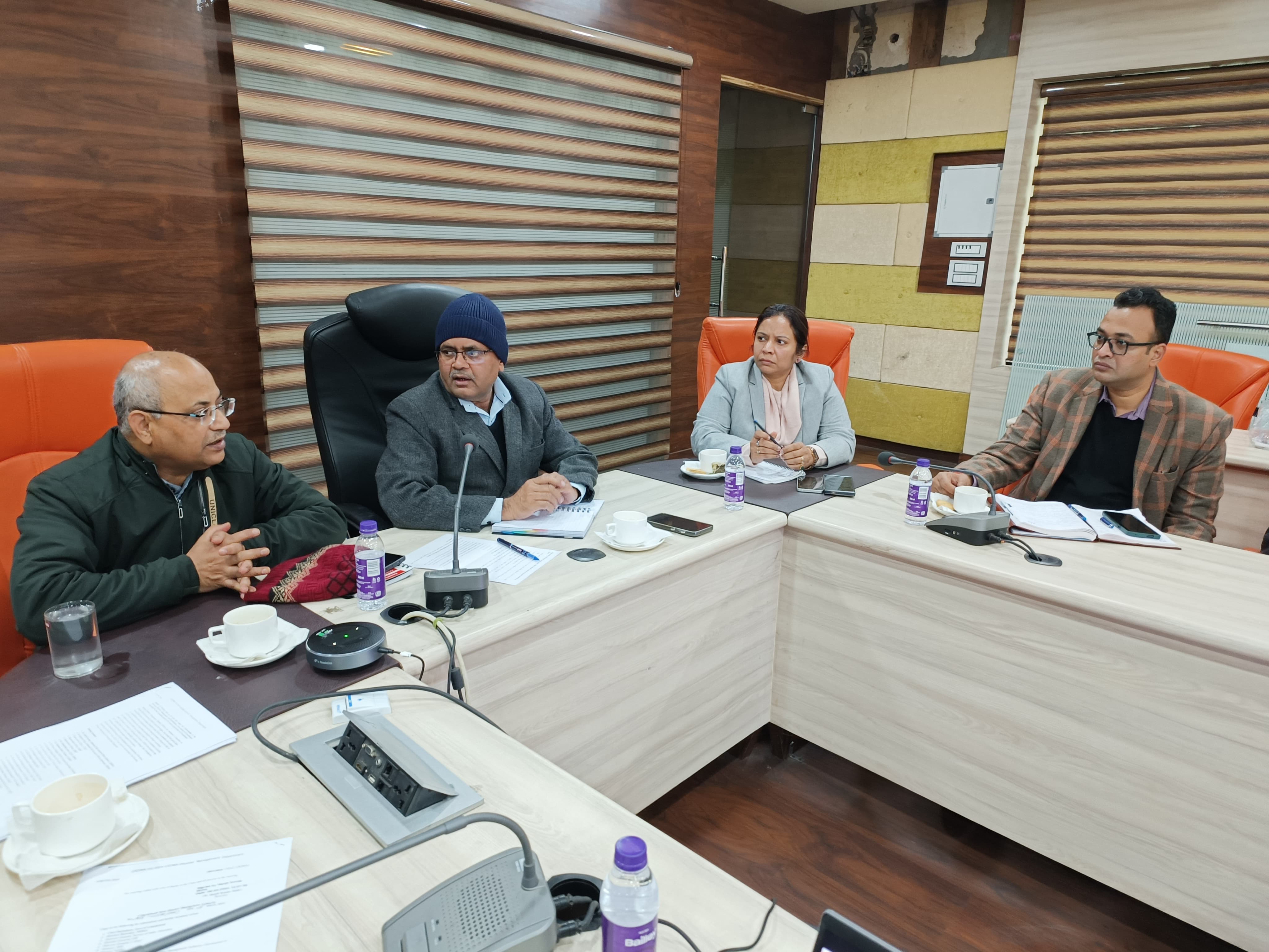 सचिव आपदा प्रबंधन एवं पुनर्वास विनोद कुमार सुमन की अध्यक्षता में बैठक। सचिव आपदा प्रबंधन एवं पुनर्वास विनोद कुमार सुमन की अध्यक्षता में बैठक।