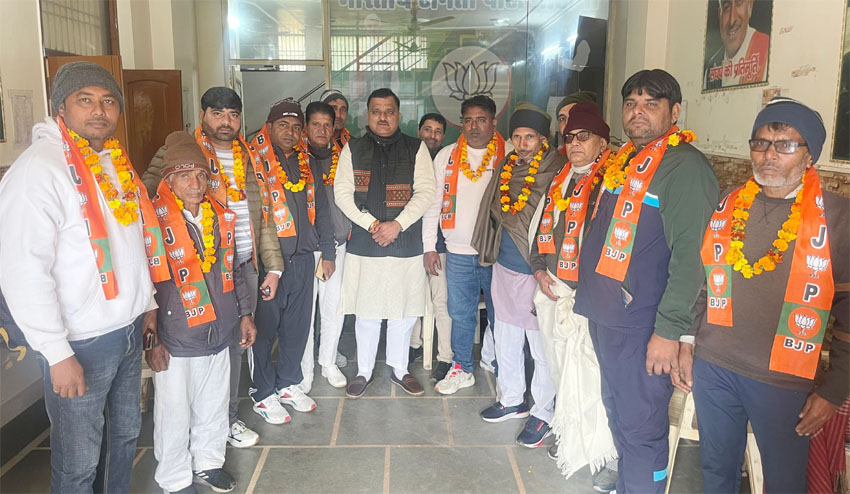 3 Snp-4 सोनीपत : बरोदा विधान के बूथ अध्यक्षों को सम्मानित करते प्रदीप सांगवान 3 Snp-4 सोनीपत : बरोदा विधान के बूथ अध्यक्षों को सम्मानित करते प्रदीप सांगवान