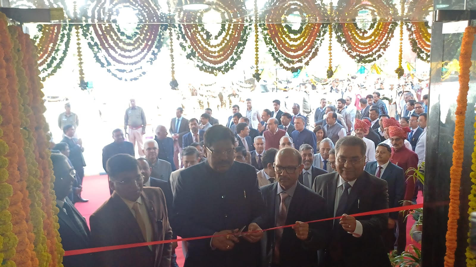 राज्य विधिक सेवा प्राधिकरण के नव निर्मित भवन के शुभारंभ