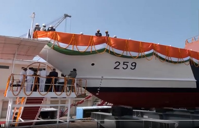 आईसीजी के स्वदेशी फास्ट पैट्रोल वेसल गोवा शिपयार्ड में लॉन्च आईसीजी के स्वदेशी फास्ट पैट्रोल वेसल गोवा शिपयार्ड में लॉन्च
