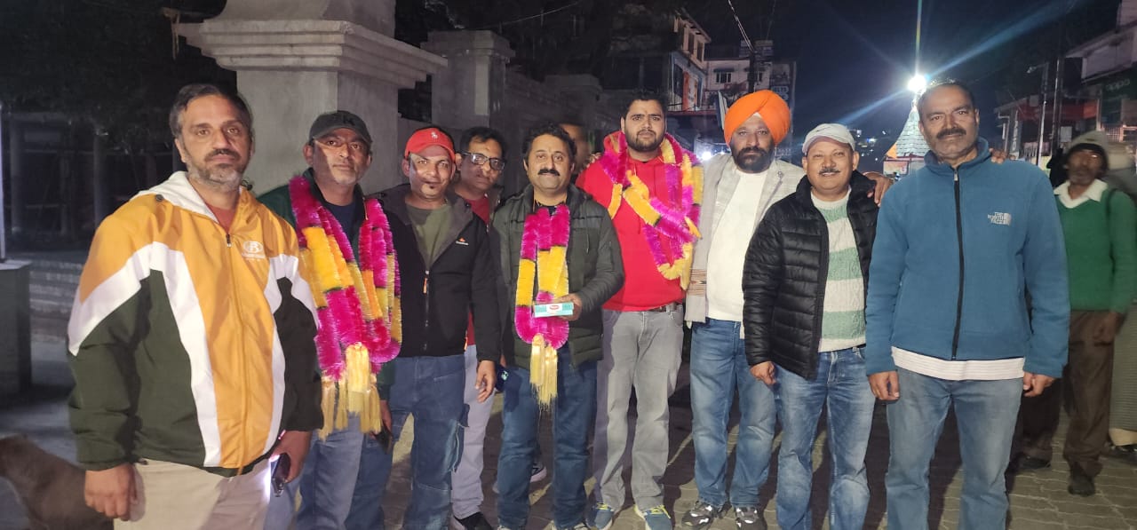 व्यापार मंडल के चुनावों में चुने गए पदाधिकारी। व्यापार मंडल के चुनावों में चुने गए पदाधिकारी।