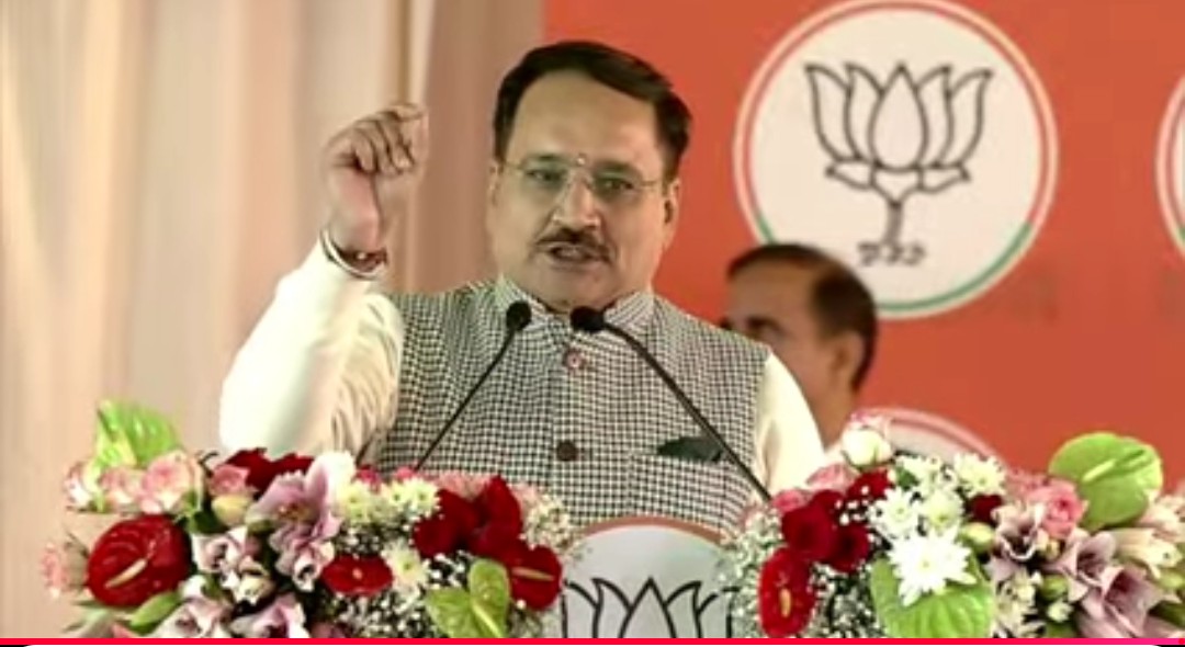 रैली को संबोधित करते हुए दिल्ली भाजपा अध्यक्ष वीरेंद्र सचदेवा रैली को संबोधित करते हुए दिल्ली भाजपा अध्यक्ष वीरेंद्र सचदेवा