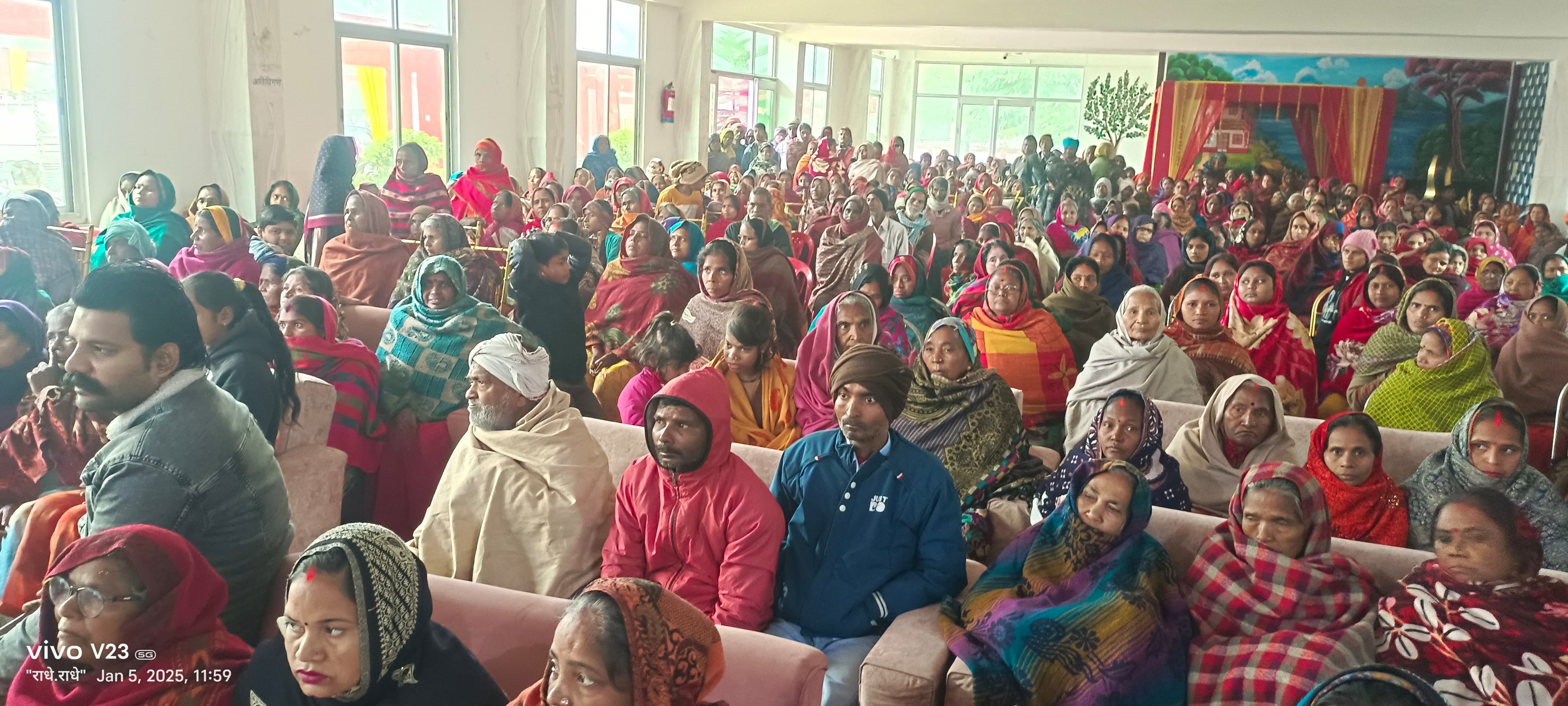 ठंडक में गरीब व निर्बल, असहाय लोगो को कंबल बांटना सबसे पुनीत कार्य : गिरीश चंद्र यादव राज्य मंत्री ठंडक में गरीब व निर्बल, असहाय लोगो को कंबल बांटना सबसे पुनीत कार्य : गिरीश चंद्र यादव राज्य मंत्री