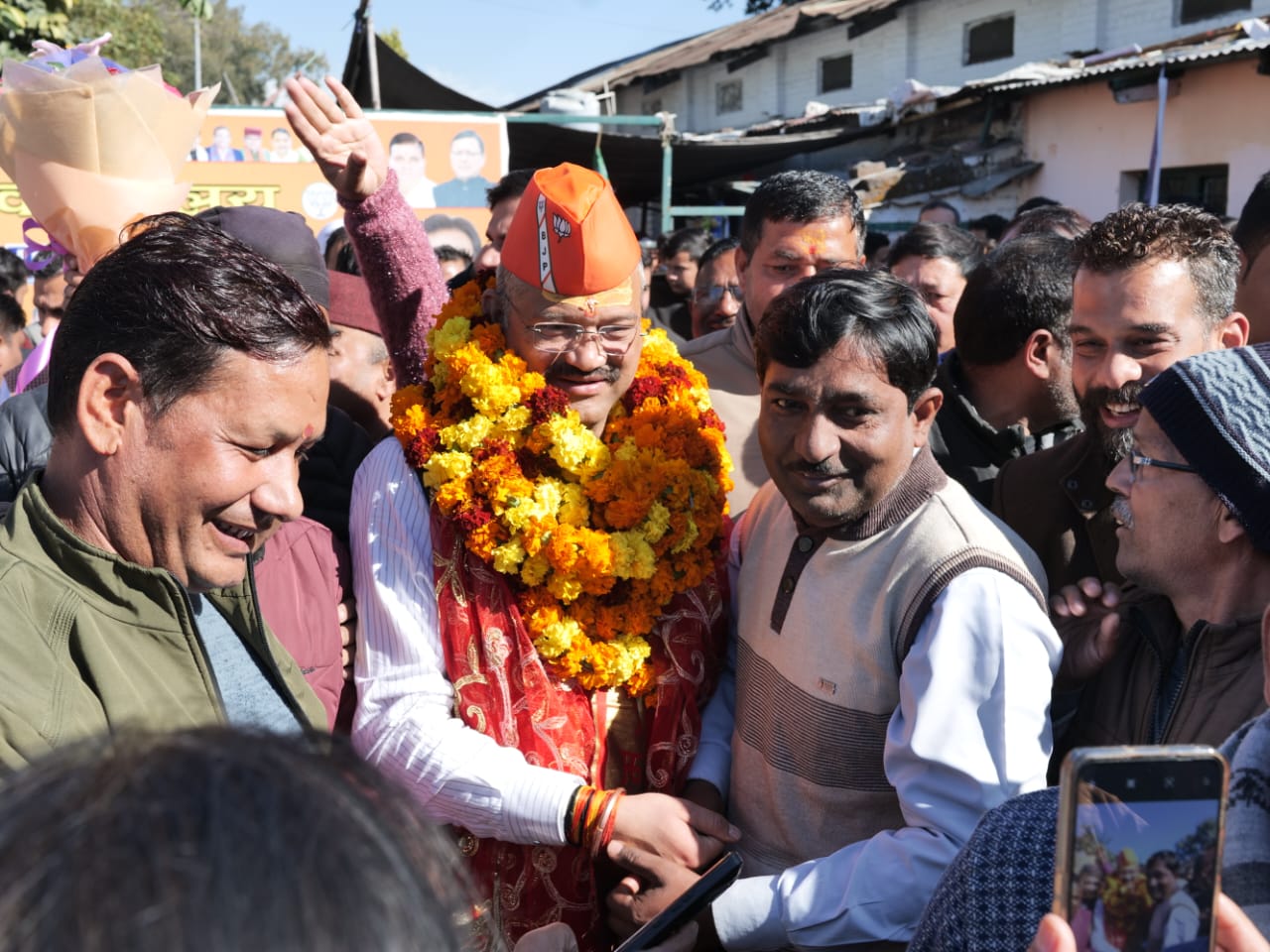 भाजपा मेयर उम्मीदवार सौरभ थपलियाल। भाजपा मेयर उम्मीदवार सौरभ थपलियाल।