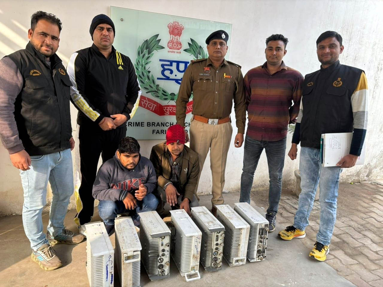 पुलिस द्वारा गिरफ्तर किया गया आरोपी पुलिस द्वारा गिरफ्तर किया गया आरोपी