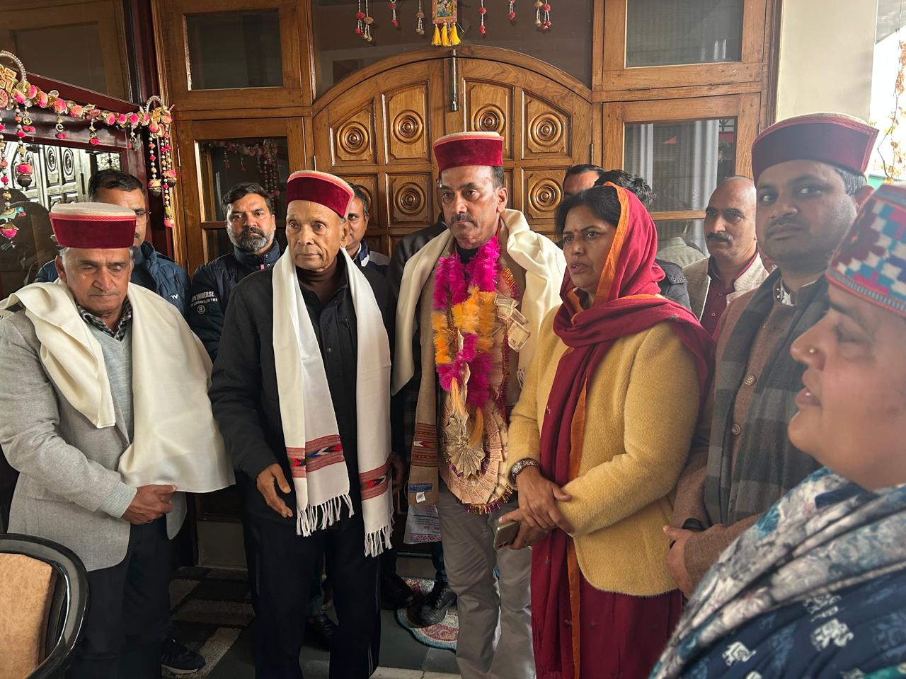 राकेश ठाकुर राकेश ठाकुर