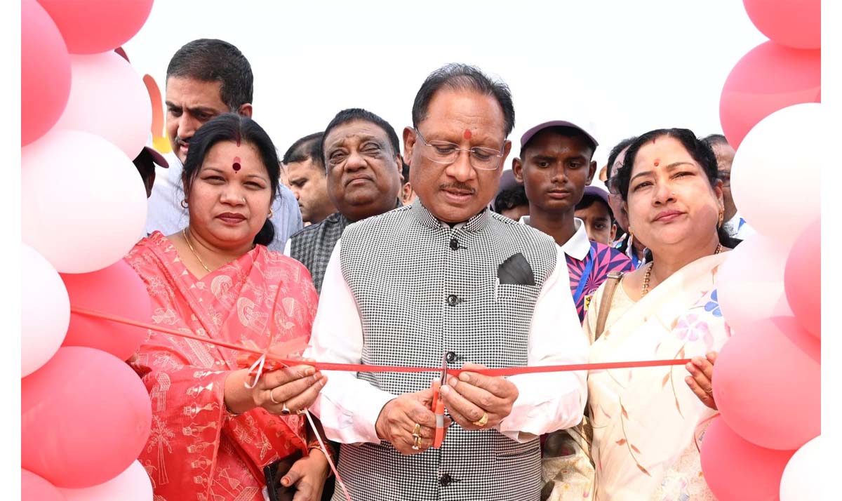 मुख्यमंत्री साय स्पोर्ट्स कॉम्प्लेक्स का शुभारंभ करते मुख्यमंत्री मुख्यमंत्री साय स्पोर्ट्स कॉम्प्लेक्स का शुभारंभ करते मुख्यमंत्री