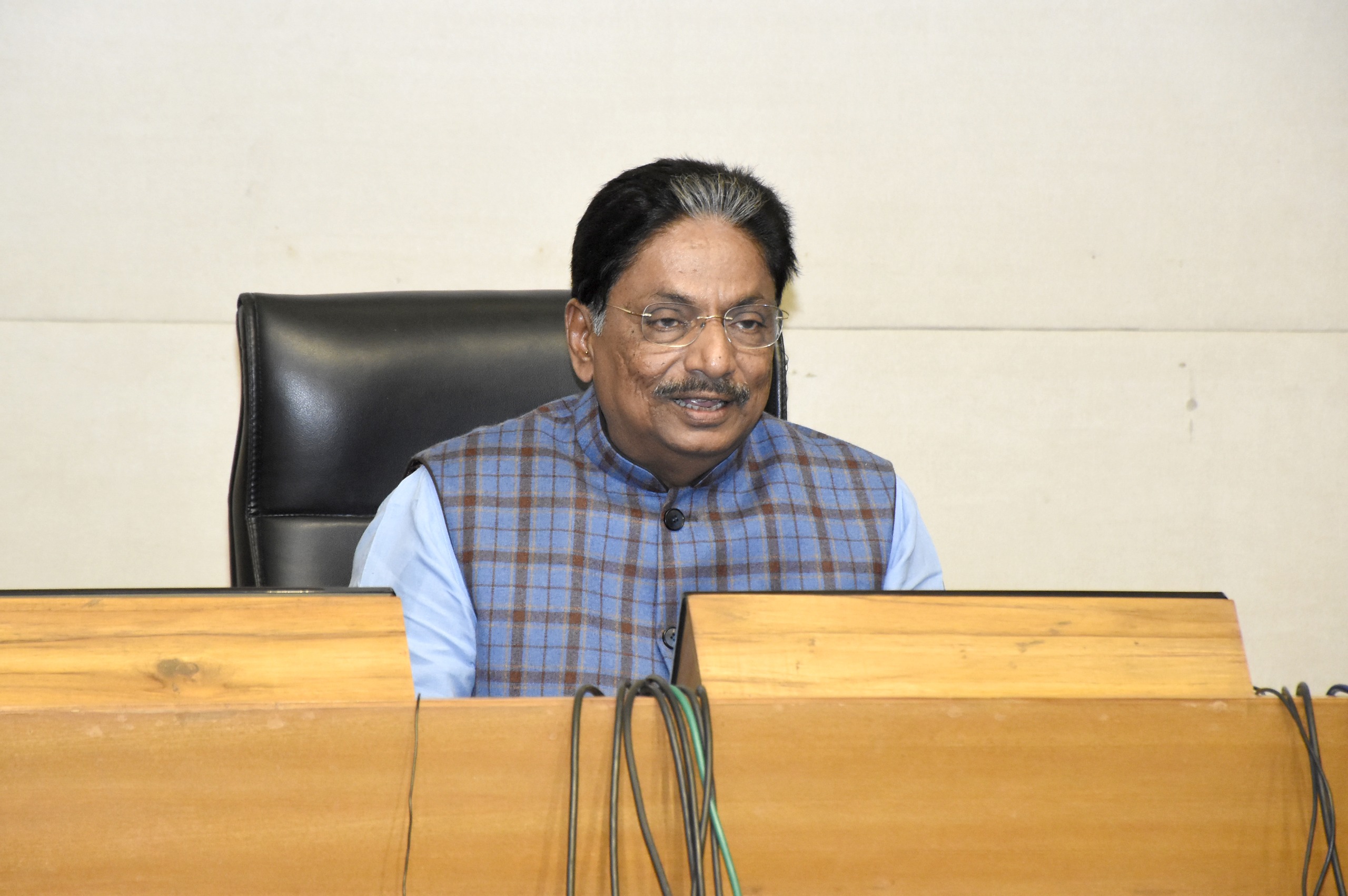 गुजरात सरकार के स्वास्थ्य मंत्री ऋषिकेश पटेल गुजरात सरकार के स्वास्थ्य मंत्री ऋषिकेश पटेल