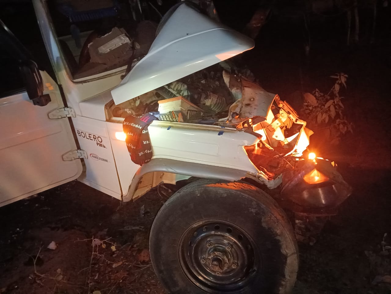 सड़क दुर्घटना में एक की मौत, एक घायल सड़क दुर्घटना में एक की मौत, एक घायल