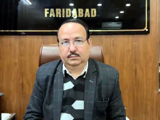 वायरस को लेकर जानकारी देते हुए सीएमओ डॉक्टर अशोक कुमार। वायरस को लेकर जानकारी देते हुए सीएमओ डॉक्टर अशोक कुमार।