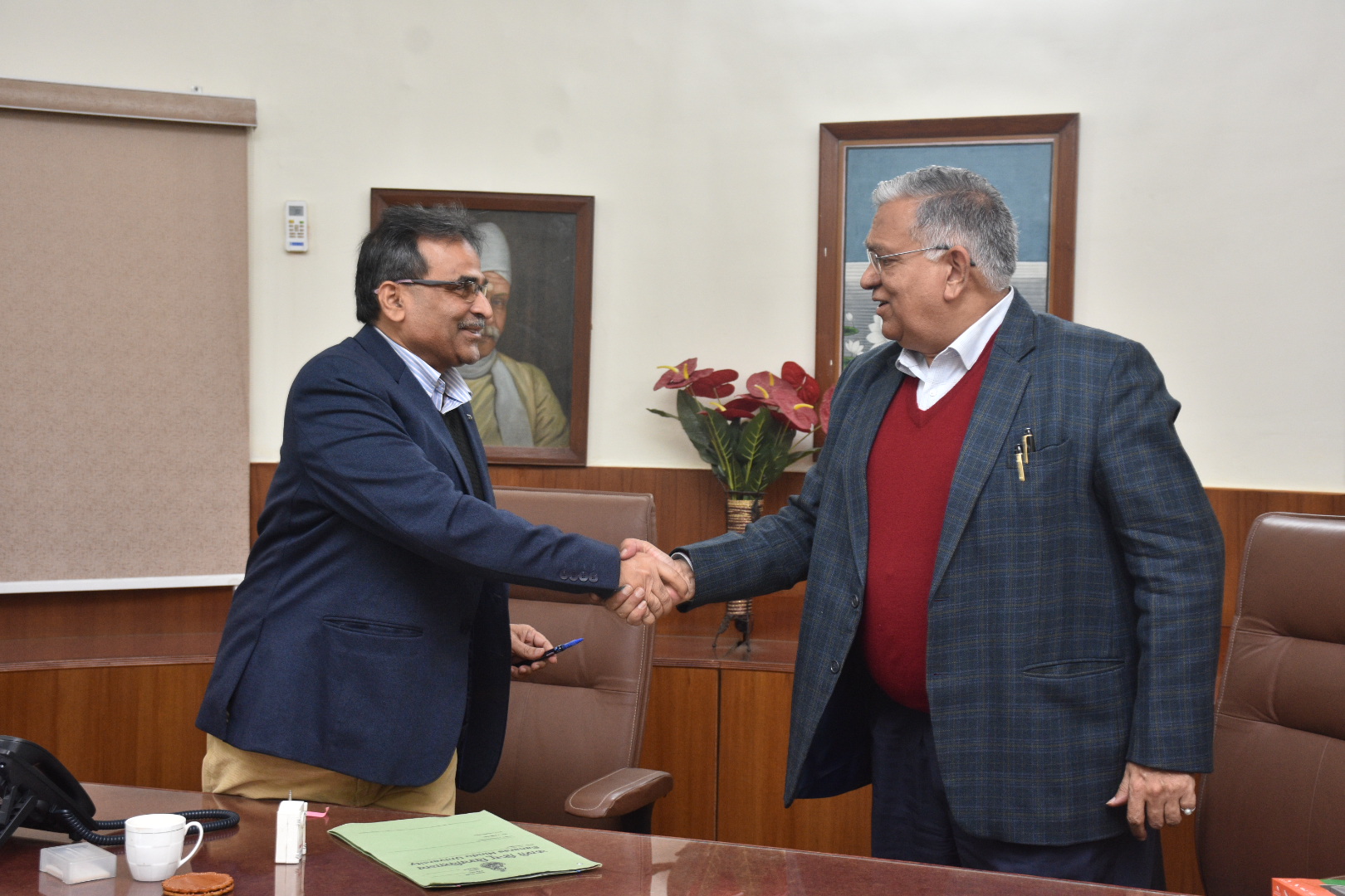 बीएचयू कुलपति के रूप में कार्यकाल पूर्ण होने पर प्रो. सुधीर जैन बीएचयू कुलपति के रूप में कार्यकाल पूर्ण होने पर प्रो. सुधीर जैन