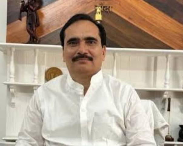 विंध्याचल मंडल के नए मंडलायुक्त बालकृष्ण त्रिपाठी। विंध्याचल मंडल के नए मंडलायुक्त बालकृष्ण त्रिपाठी।