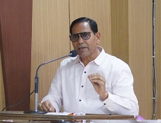 सांसद डा.शिवपाल सिंह पटेल सांसद डा.शिवपाल सिंह पटेल