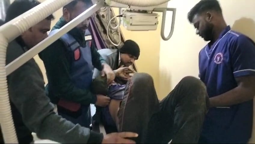 कोरबी के उपसरपंच के साथी कृष्णा पांडे को अज्ञात हमलावर ने गोली मार दी कोरबी के उपसरपंच के साथी कृष्णा पांडे को अज्ञात हमलावर ने गोली मार दी