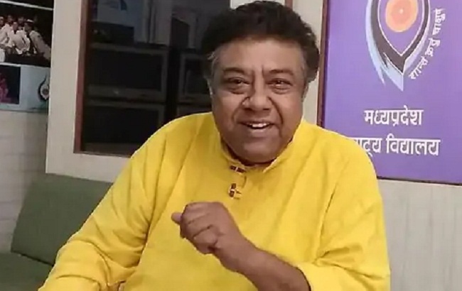 वरिष्ठ रंगकर्मी आलोक चटर्जी वरिष्ठ रंगकर्मी आलोक चटर्जी