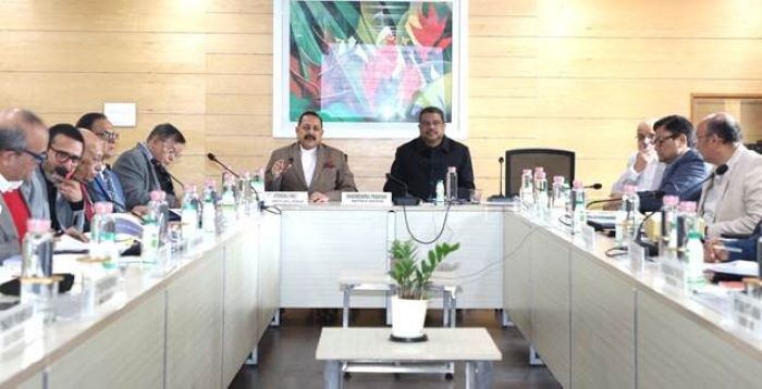 नीति आयोग में अटल नवाचार मिशन (एआईएम) उच्च स्तरीय समिति की बैठक को संबोधित करते केंद्रीय मंत्री डा. जितेन्द्र सिंह नीति आयोग में अटल नवाचार मिशन (एआईएम) उच्च स्तरीय समिति की बैठक को संबोधित करते केंद्रीय मंत्री डा. जितेन्द्र सिंह
