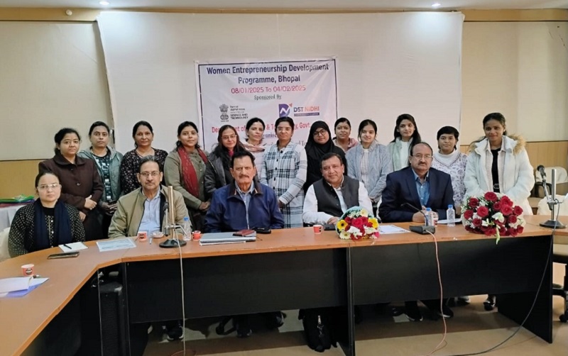 भोपालः मेपकास्ट में महिला उद्यमिता पर प्रशिक्षण कार्यक्रम प्रारंभ भोपालः मेपकास्ट में महिला उद्यमिता पर प्रशिक्षण कार्यक्रम प्रारंभ