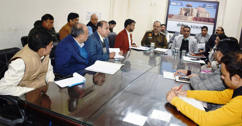 9 Snp-3 सोनीपत: लघु सचिवालय में जिला के सभी अधिकारियों की मीटिंग लेते हुए उपायुक्त डा. मनोज कुमार 9 Snp-3 सोनीपत: लघु सचिवालय में जिला के सभी अधिकारियों की मीटिंग लेते हुए उपायुक्त डा. मनोज कुमार