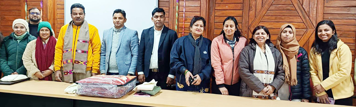 कार्यशाला में शामिल कुविवि के प्राध्यापक एवं अन्य। कार्यशाला में शामिल कुविवि के प्राध्यापक एवं अन्य।