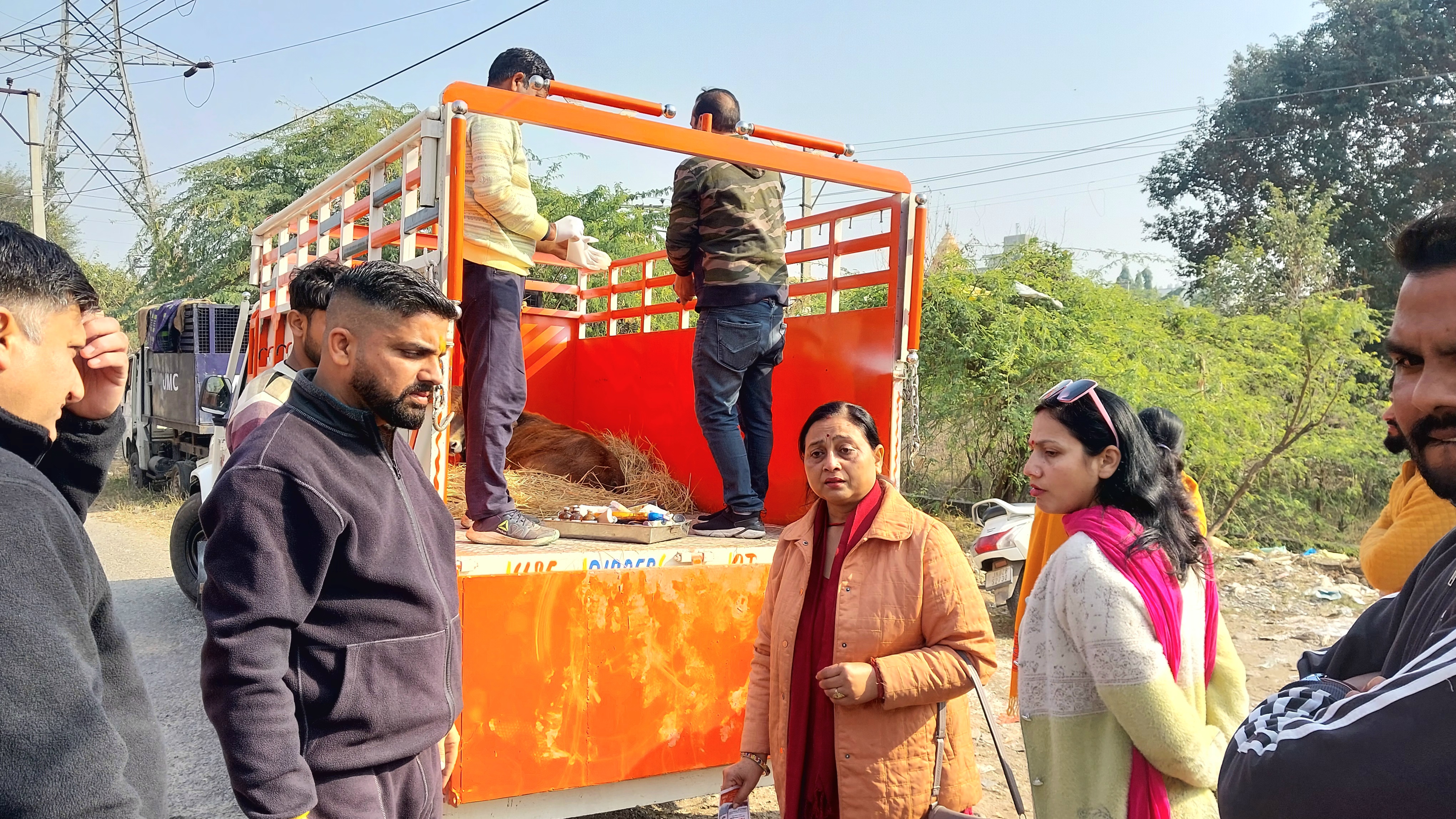 एनिमल केयर सेंटर पर लगाया लापरवाही का आरोप, दर्ज कराई शिकायत एनिमल केयर सेंटर पर लगाया लापरवाही का आरोप, दर्ज कराई शिकायत