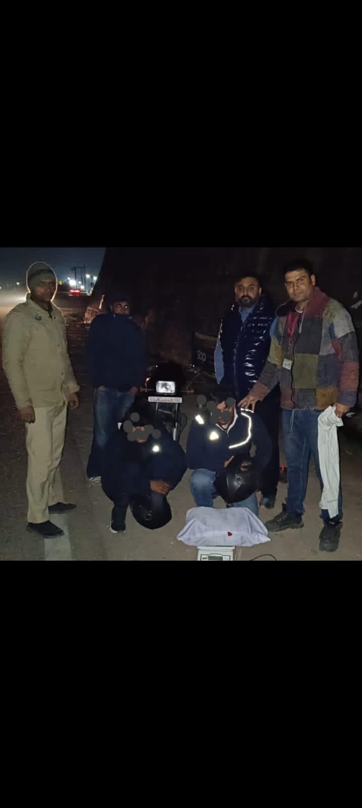 चरस के साथ चरस के साथ