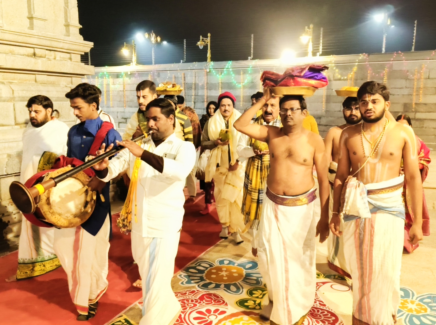 जम्मू के तिरुपति बालाजी मंदिर में भक्तों ने मनाई वैकुंठ एकादशी