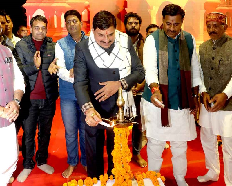मप्रः मुख्यमंत्री ने किया भगवान श्रीराम मंदिर की प्रतिकृति का किया शुभारंभ मप्रः मुख्यमंत्री ने किया भगवान श्रीराम मंदिर की प्रतिकृति का किया शुभारंभ