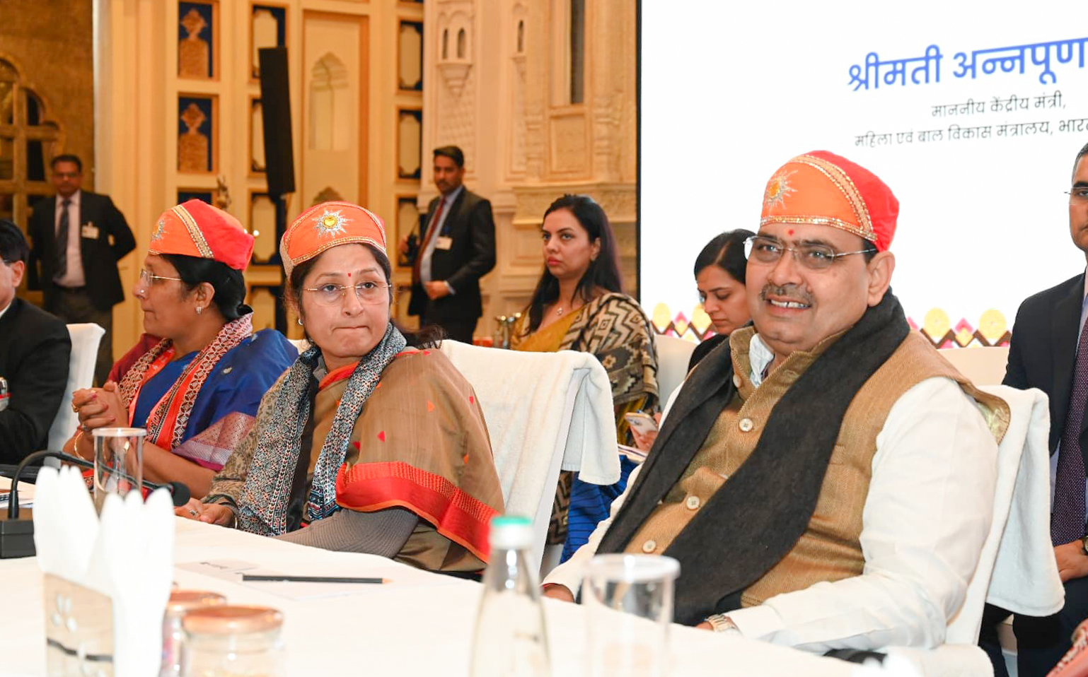 केन्द्रीय महिला एवं बाल विकास मंत्रालय का चिंतन शिविर केन्द्रीय महिला एवं बाल विकास मंत्रालय का चिंतन शिविर