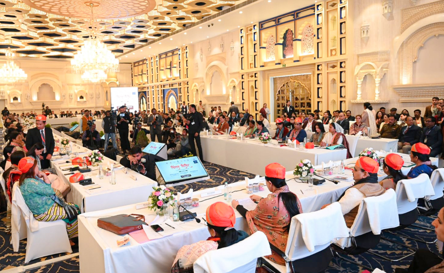 केन्द्रीय महिला एवं बाल विकास मंत्रालय का चिंतन शिविर केन्द्रीय महिला एवं बाल विकास मंत्रालय का चिंतन शिविर