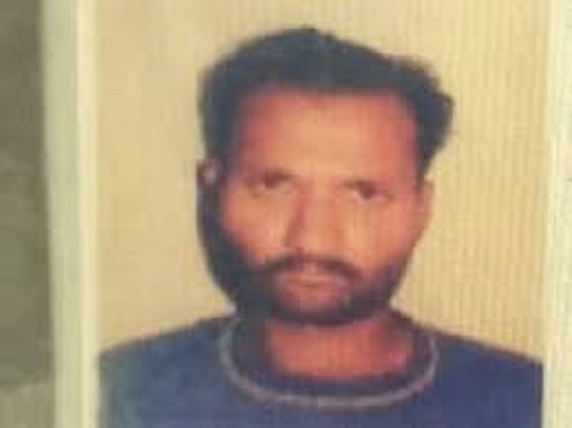 Painting contractor commits suicide by hanging himself in Bhapal Painting contractor commits suicide by hanging himself in Bhapal