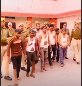 ट्रक चुराने वाली गैंग के नौ बदमाश गिरफ्तार ट्रक चुराने वाली गैंग के नौ बदमाश गिरफ्तार
