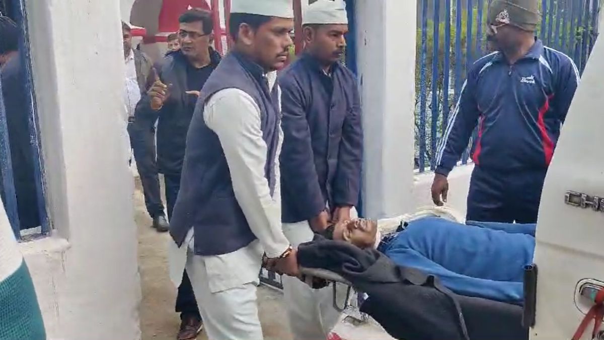 जिला जेल में कैदी ने फांसी लगाकर की हत्या जिला जेल में कैदी ने फांसी लगाकर की हत्या