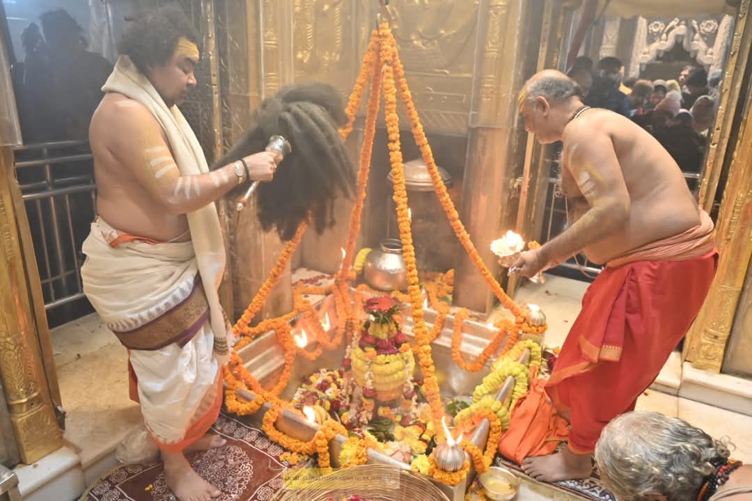 बाबा विश्वनाथ की मंगलाआरती बाबा विश्वनाथ की मंगलाआरती