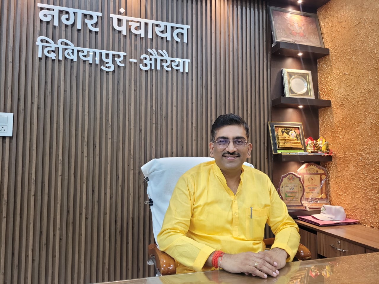 वार्ता करते चैयर मेन राघव मिश्रा वार्ता करते चैयर मेन राघव मिश्रा