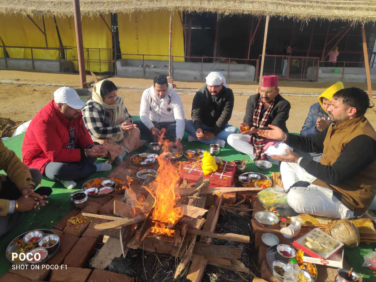 जय मां सुरभि गौशाला अखनूर में मकर संक्रांति पर हवन यज्ञ का आयोजन जय मां सुरभि गौशाला अखनूर में मकर संक्रांति पर हवन यज्ञ का आयोजन