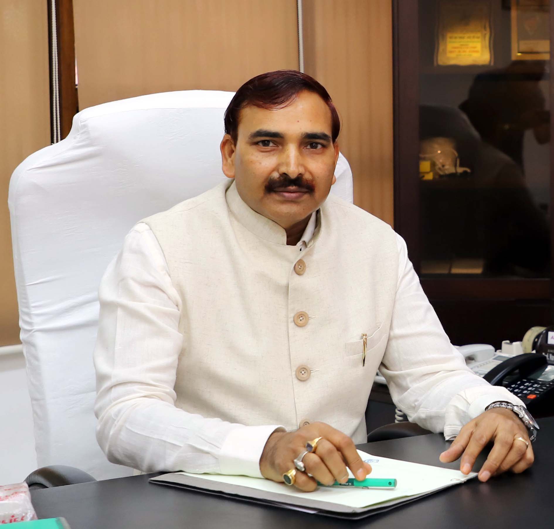 गुरु जम्भेश्वर विश्वविद्यालय के कुलपति प्रो. नरसी राम बिश्नोई। गुरु जम्भेश्वर विश्वविद्यालय के कुलपति प्रो. नरसी राम बिश्नोई।
