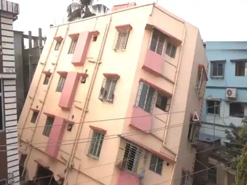 बाघाजतीन बहुमंजिली इमारत हादसा बाघाजतीन बहुमंजिली इमारत हादसा