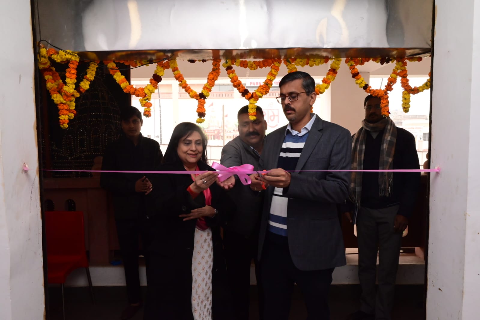 तीर्थयात्रियों को मिलेगी मदद, युवाओं के लिए खुलेंगे रोजगार के दरवाजे तीर्थयात्रियों को मिलेगी मदद, युवाओं के लिए खुलेंगे रोजगार के दरवाजे