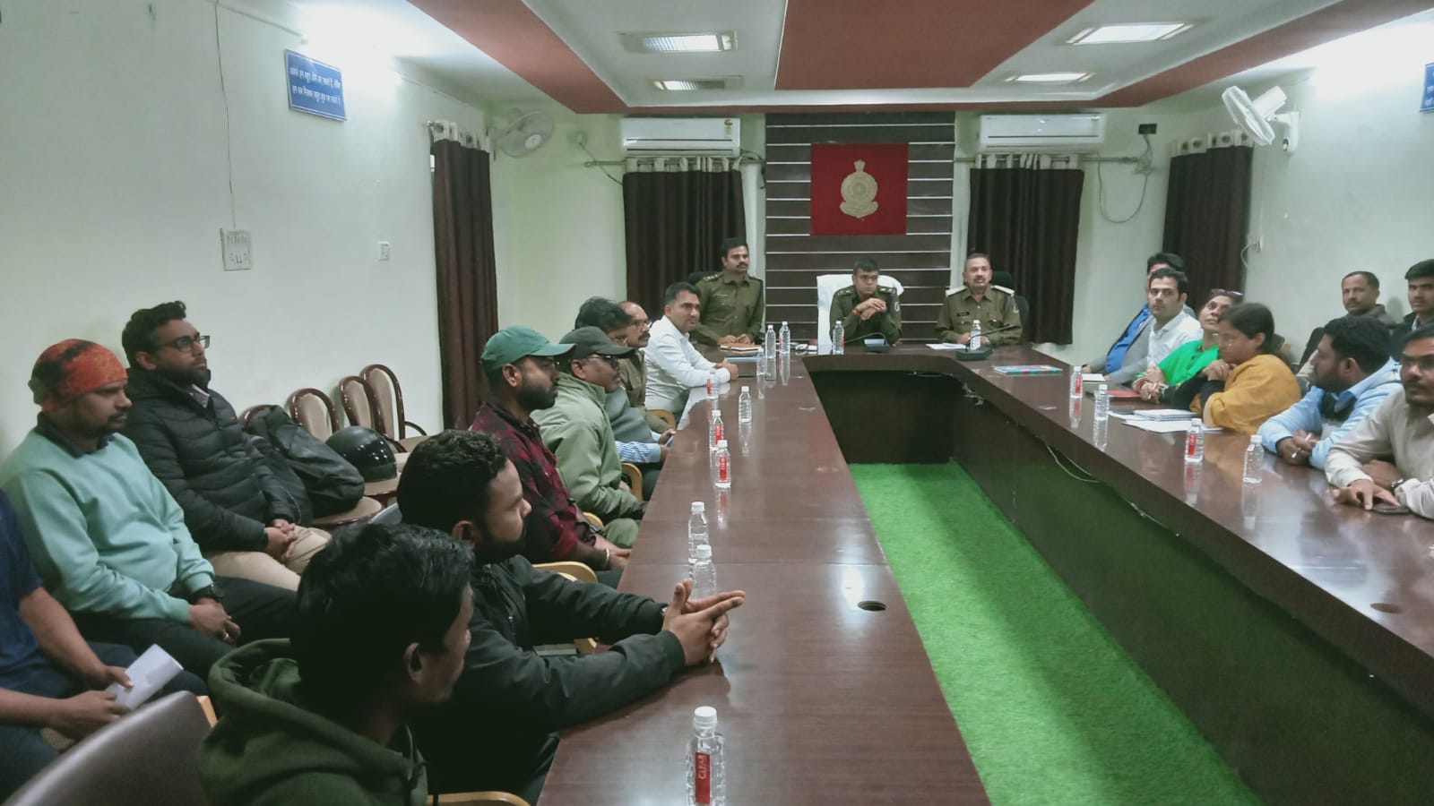 कैश कलेक्शन एवं एटीएम कैश लोडिंग के दौरान सुरक्षा के लिए बैठक आयोजित कैश कलेक्शन एवं एटीएम कैश लोडिंग के दौरान सुरक्षा के लिए बैठक आयोजित
