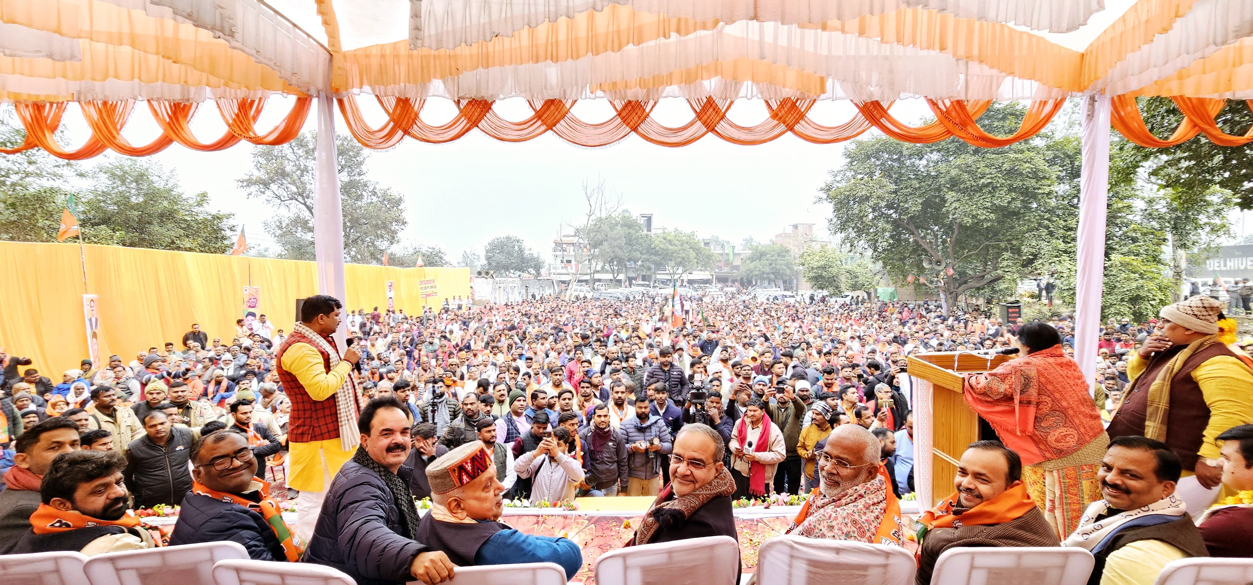 चुनाव राष्ट्रवादियों और परिवारवादियों के बीच है - भूपेन्द्र सिंह चौधरी चुनाव राष्ट्रवादियों और परिवारवादियों के बीच है - भूपेन्द्र सिंह चौधरी
