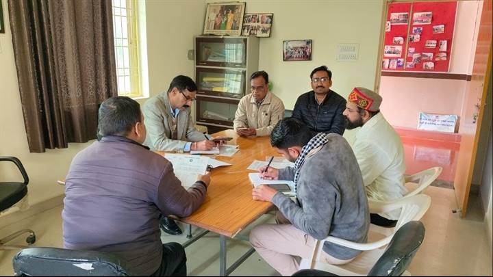 निजी महाविद्यालयों का जिला प्रशासन के दलों ने किया सत्यापन व भौतिक निरीक्षण निजी महाविद्यालयों का जिला प्रशासन के दलों ने किया सत्यापन व भौतिक निरीक्षण