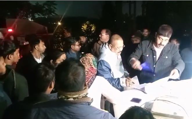 ब्राउन शुगर के साथ महिला सहित चार गिरफ्तार ब्राउन शुगर के साथ महिला सहित चार गिरफ्तार