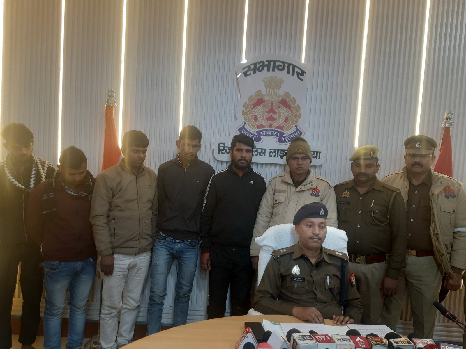 गिरफ्तार तस्कर गिरफ्तार तस्कर